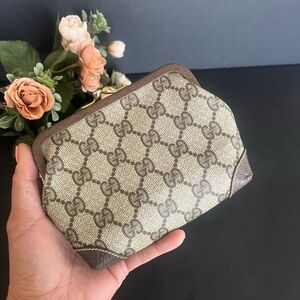 Gucci Kiss Lock Pouch